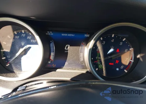 2017 Maserati Ghibli z USA, uszkodzony, nr VIN ZAM57XSA7H1211665